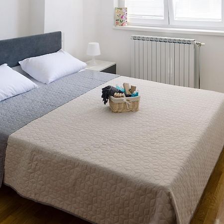 Ap Apartment Near Center Park Skopje Ngoại thất bức ảnh