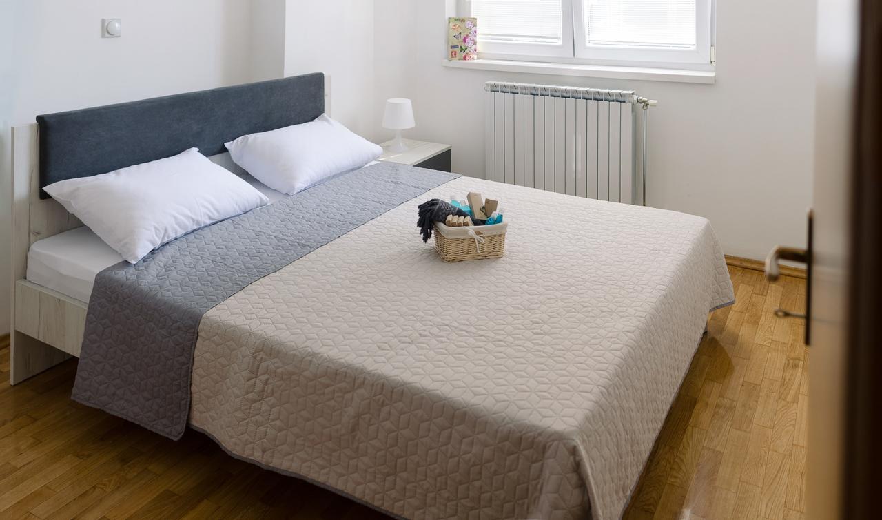 Ap Apartment Near Center Park Skopje Ngoại thất bức ảnh